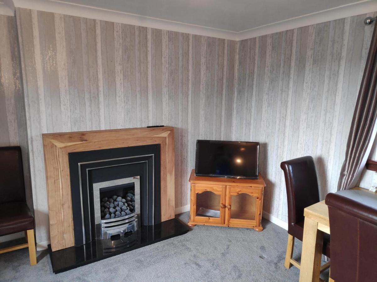 Lovely 2Bd Flat In Picturesque Limekilns Fife Bagian luar foto